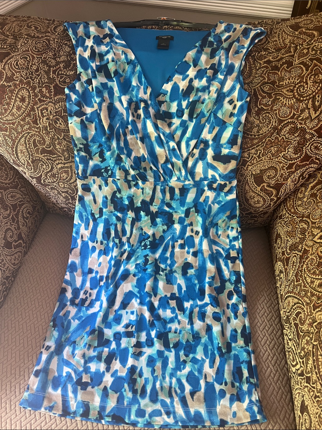 Worn 1x Ann Taylor Petite Small Beautiful V Neck Fully Lined Dress.